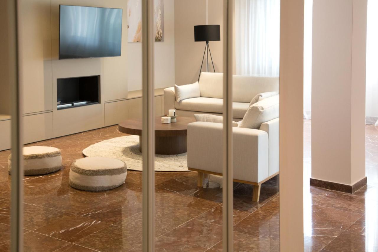 Athenais Luxury Apartment מראה חיצוני תמונה