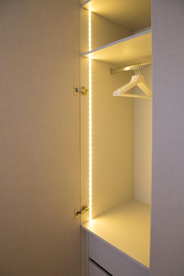 Athenais Luxury Apartment מראה חיצוני תמונה